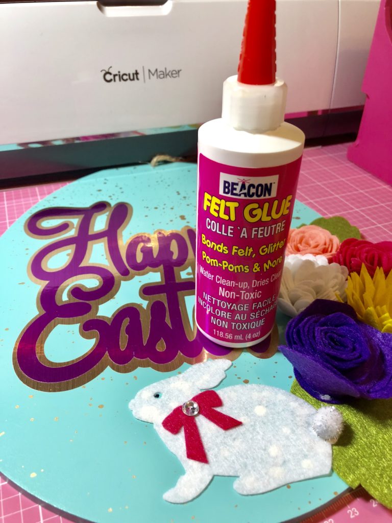 HOW TO MAKE FELT FLOWERS WITH YOUR CRICUT MAKER